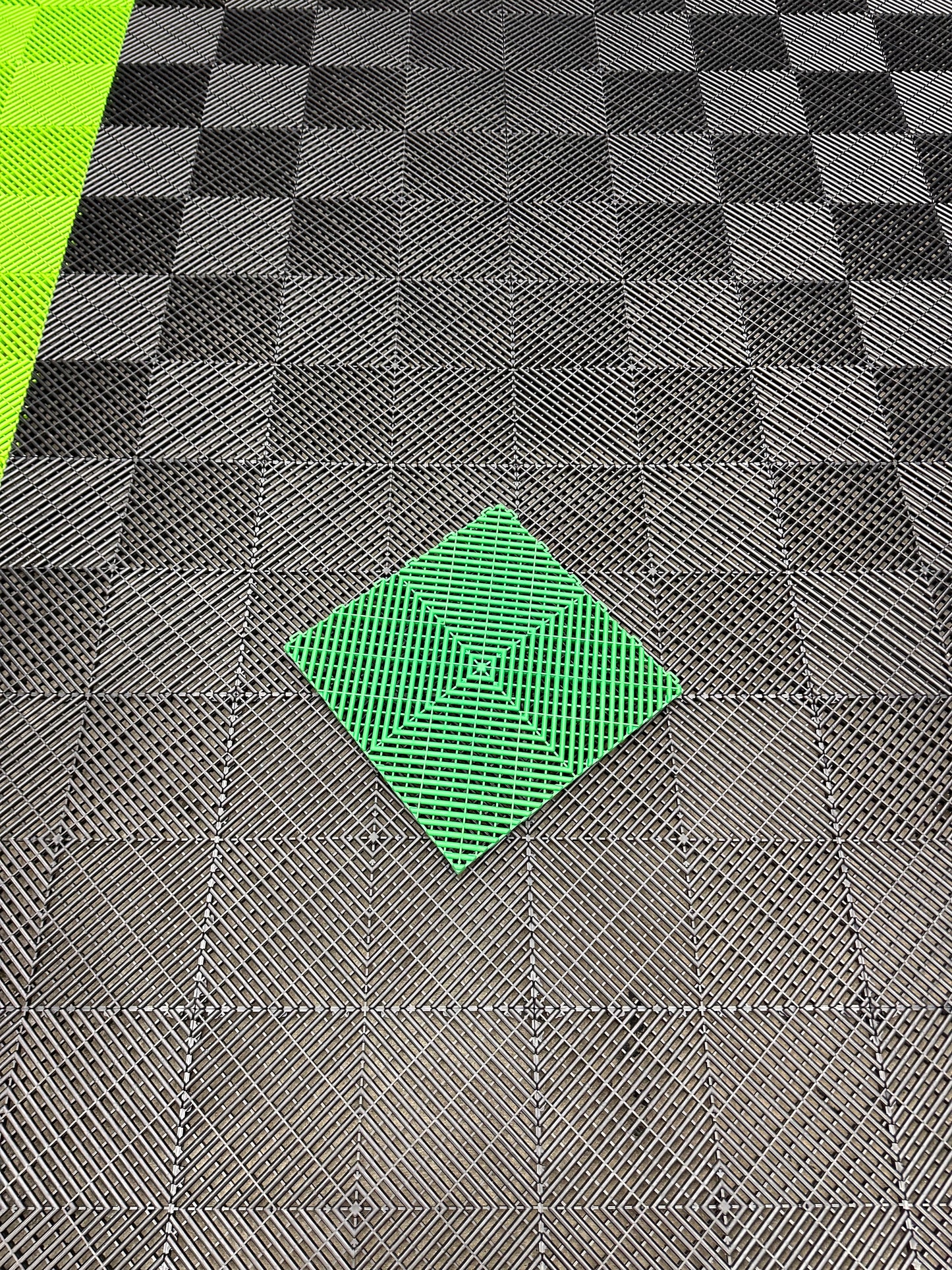 Ventilated base slab
