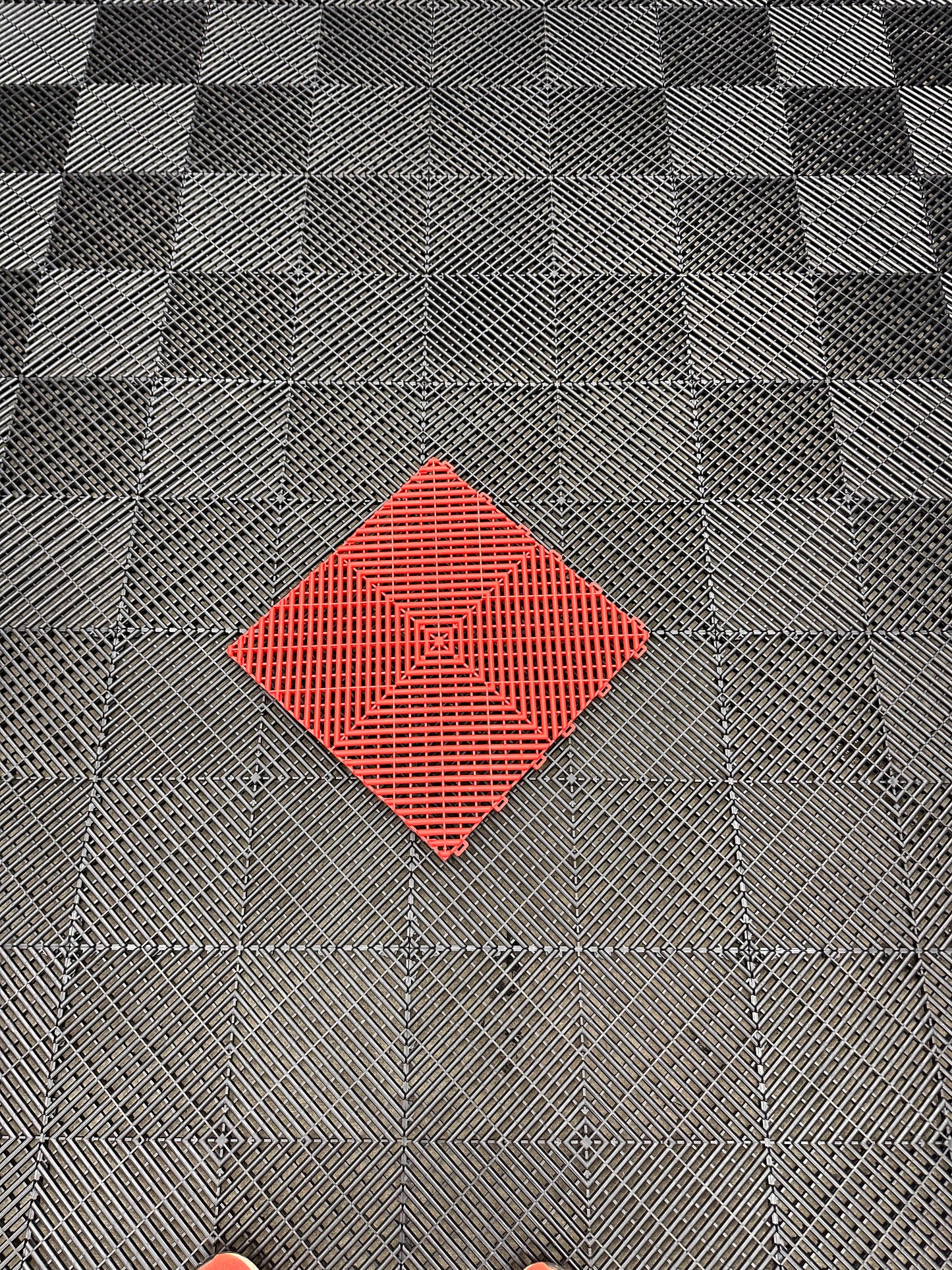 Ventilated base slab